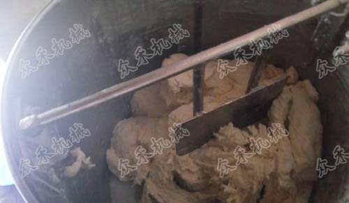 自制涼皮搟面皮面筋怎么做好吃面皮洗面機(jī)和面