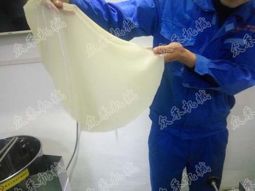 120型數(shù)控面皮機(jī)生產(chǎn)圓形涼皮