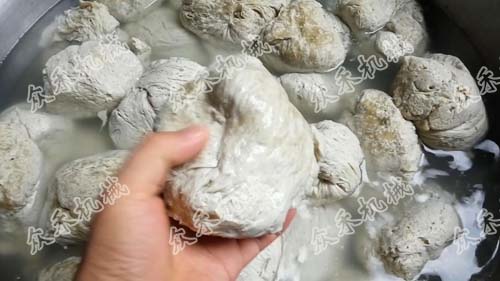 煮好吃的面筋自制涼皮搟面皮面筋怎么做好吃