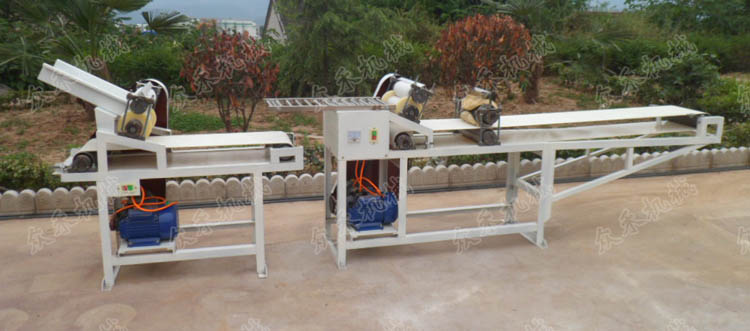 普通仿手工搟面皮機(jī)角鐵款好用的搟面皮機(jī)多少錢一臺(tái)