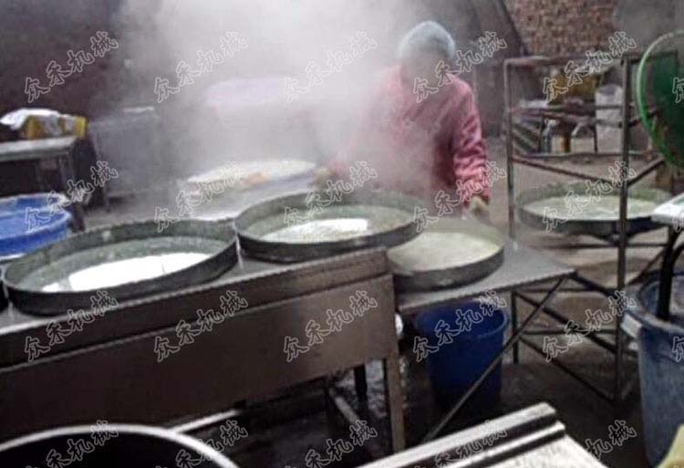 50型手工面皮機視頻生產(chǎn)圓形面皮